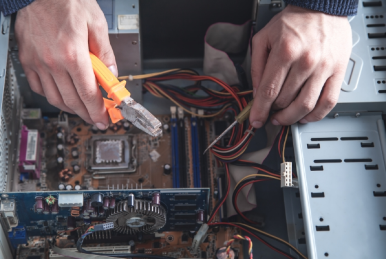 formation maintenance informatique studi​